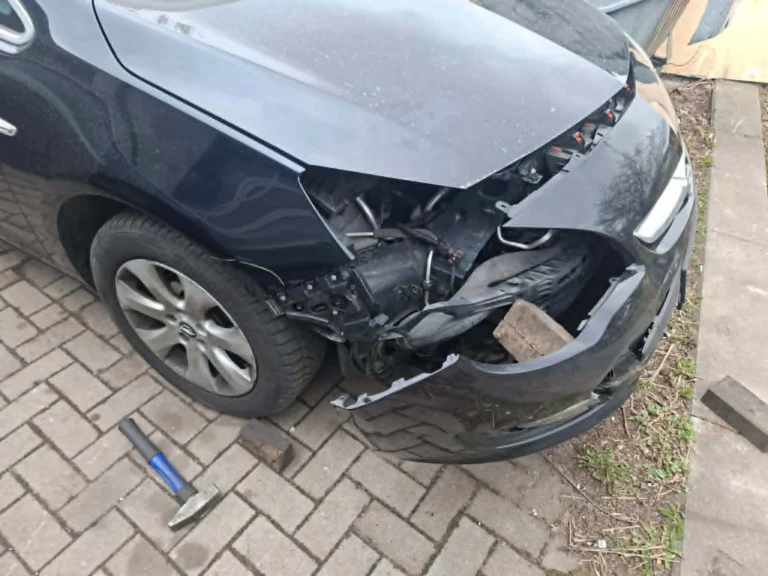 PrawdziweZdjecieNaprawianegoPojazdu 27